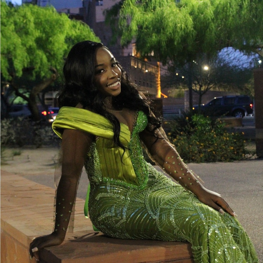 Elegant Green Evening Gown